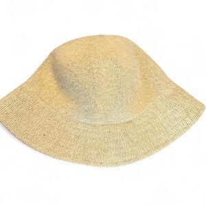 Fuzzy Winter Beige Bucket Hat